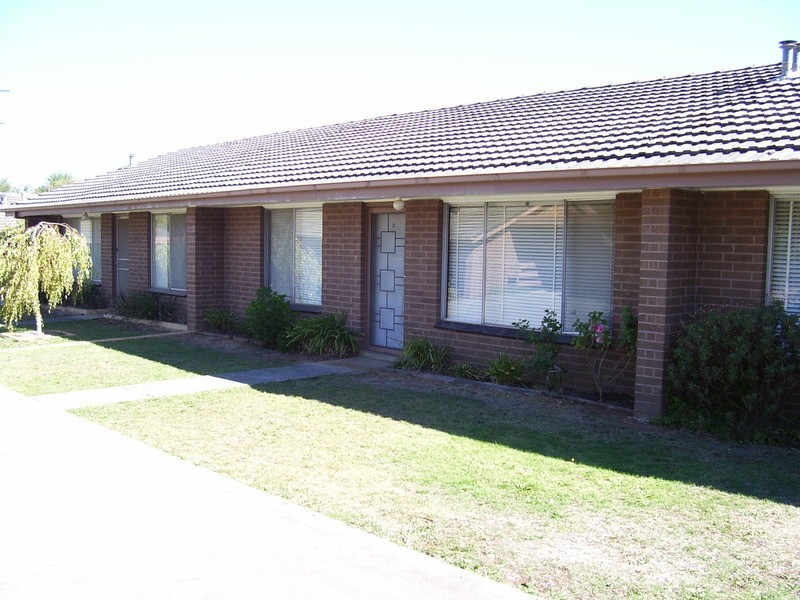 2/16 Louisa Street, Croydon VIC 3136