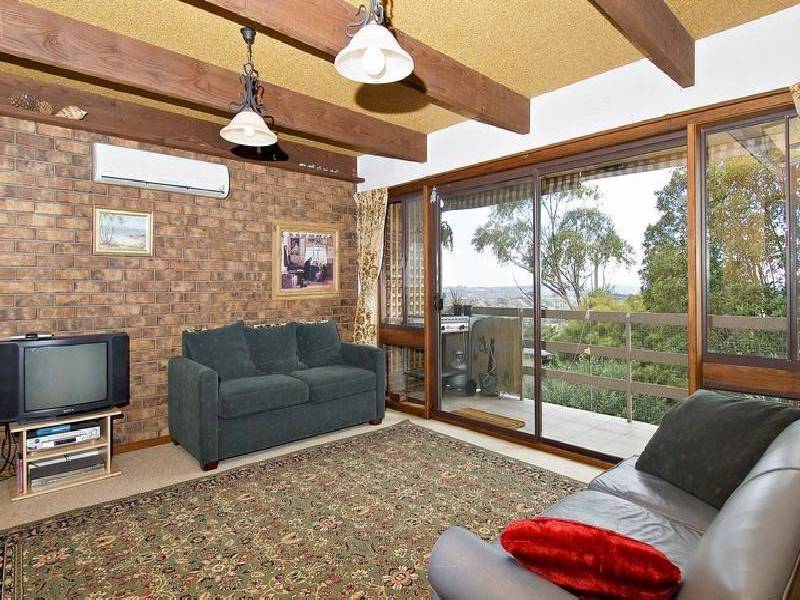 18 The Parkway, Chirnside Park VIC 3116