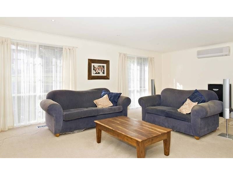 9 Alpine  Way, Kilsyth VIC 3137