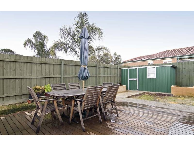 15 Natanya Way, Kilsyth VIC 3137