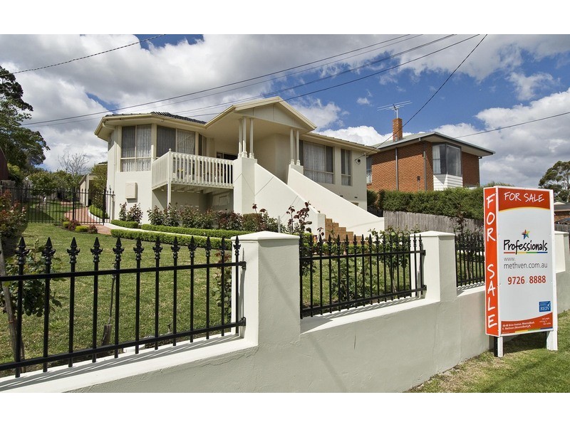 30 Edward Road, Chirnside Park VIC 3116