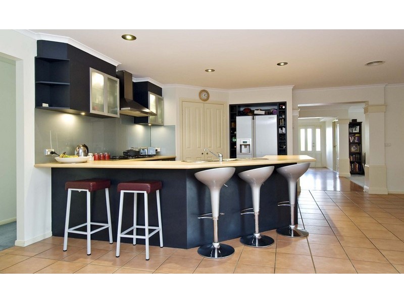 12 Yarra Hill Lane, Chirnside Park VIC 3116