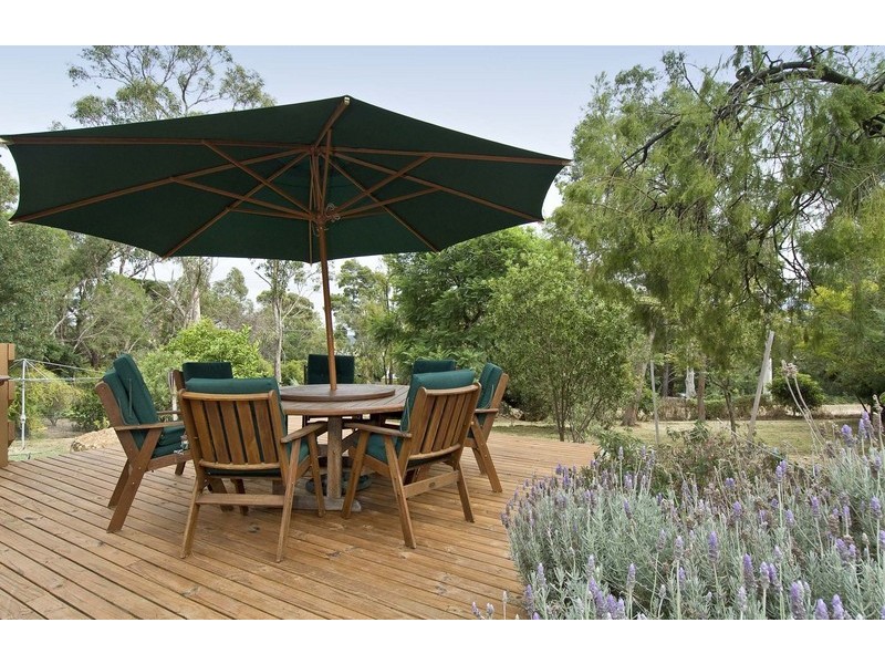 7 Greenwood Lane, Mooroolbark VIC 3138
