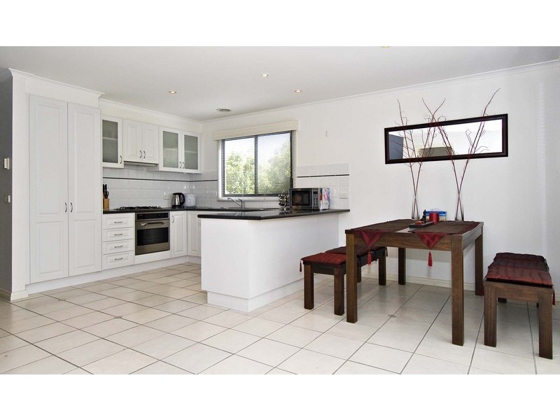 1/26 Ervin Road, Kilsyth VIC 3137