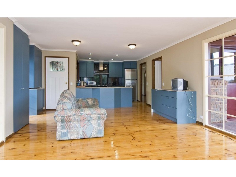22 Binbrook Drive, Croydon VIC 3136