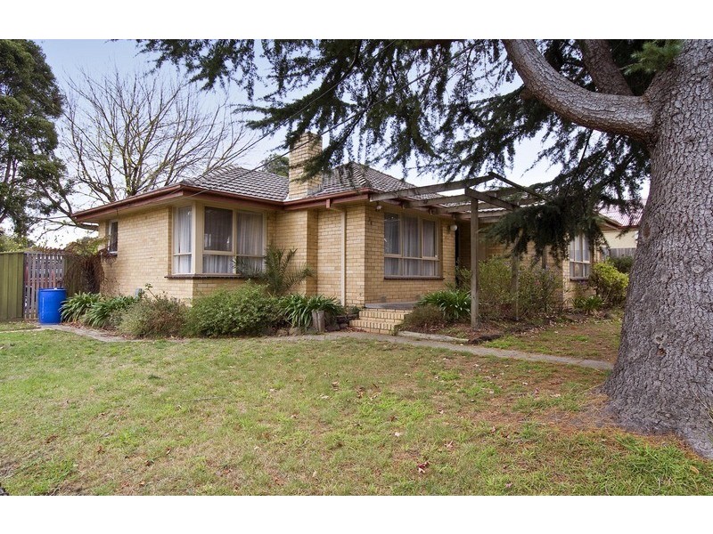 34 Colchester Road, Kilsyth VIC 3137