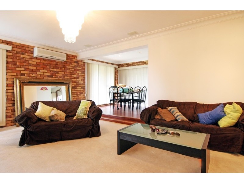 7 Cotswold Court, Chirnside Park VIC 3116