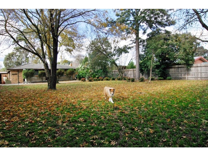 25 Churchill Way, Kilsyth VIC 3137