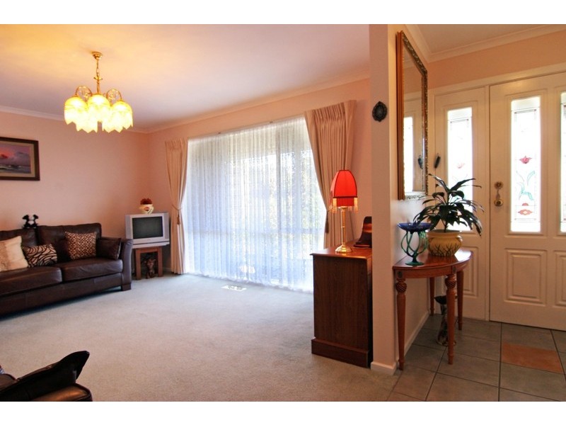 39 Wandarra Way, Warranwood VIC 3134