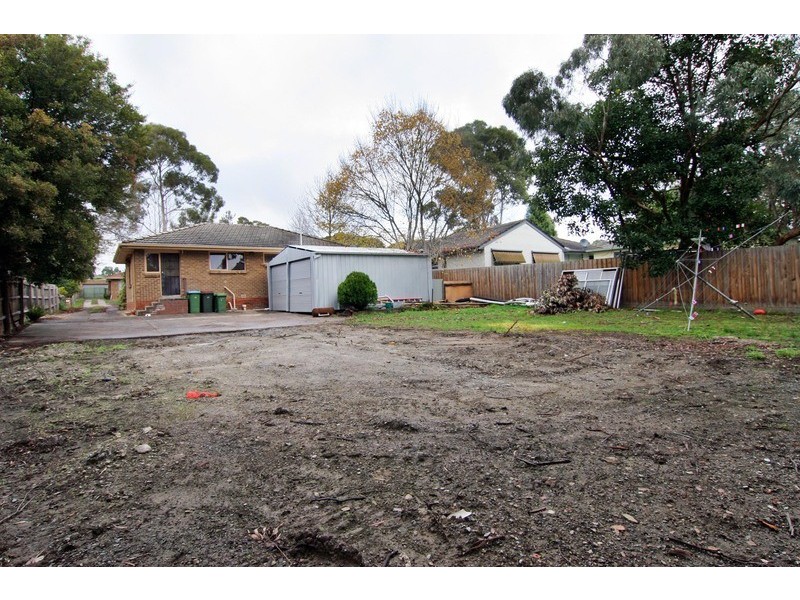 31 Barclay Avenue, Croydon VIC 3136