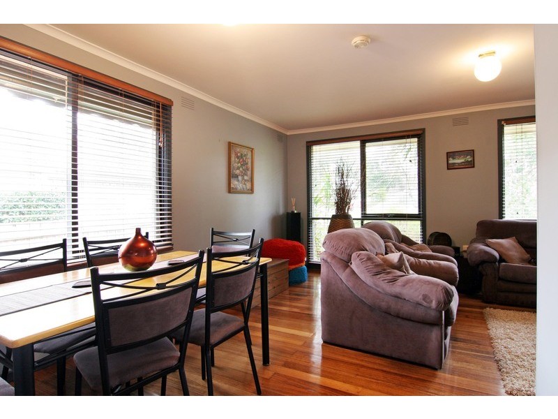 31 Barclay Avenue, Croydon VIC 3136