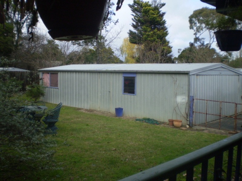 8 Bulga Street, Mooroolbark VIC 3138