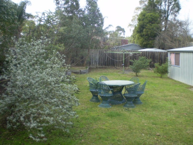 8 Bulga Street, Mooroolbark VIC 3138