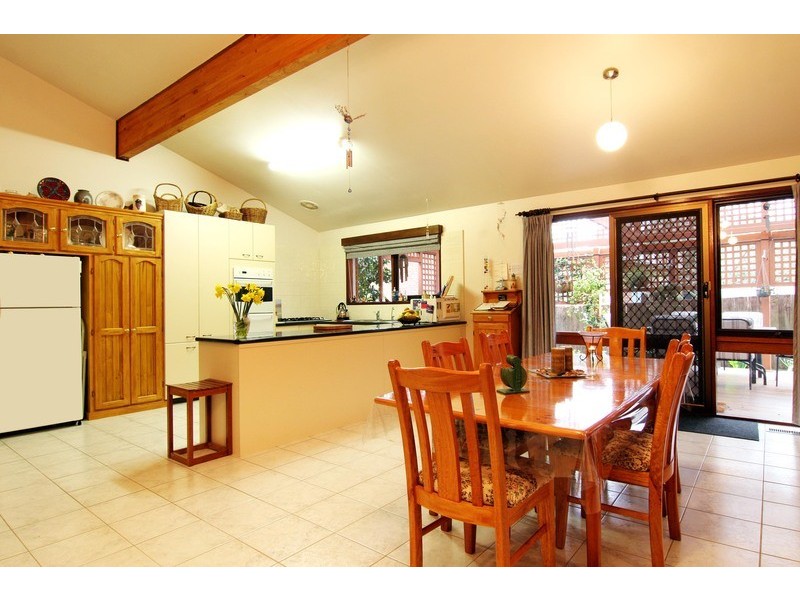 40 Campaspe Drive, Croydon Hills VIC 3136