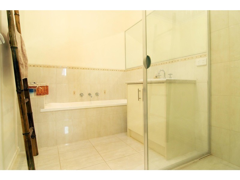 1a Coombah Court, Mooroolbark VIC 3138