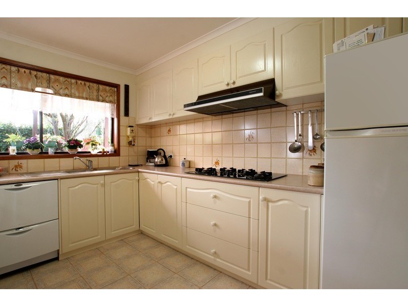 91 Langdale Drive, Croydon Hills VIC 3136