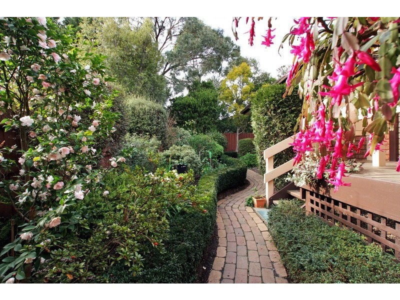 91 Langdale Drive, Croydon Hills VIC 3136