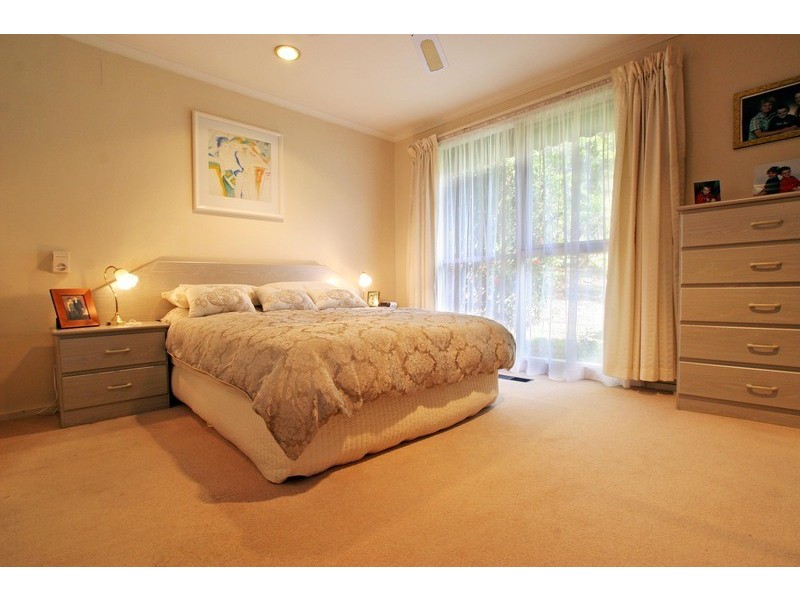 34 Club Point Drive, Chirnside Park VIC 3116