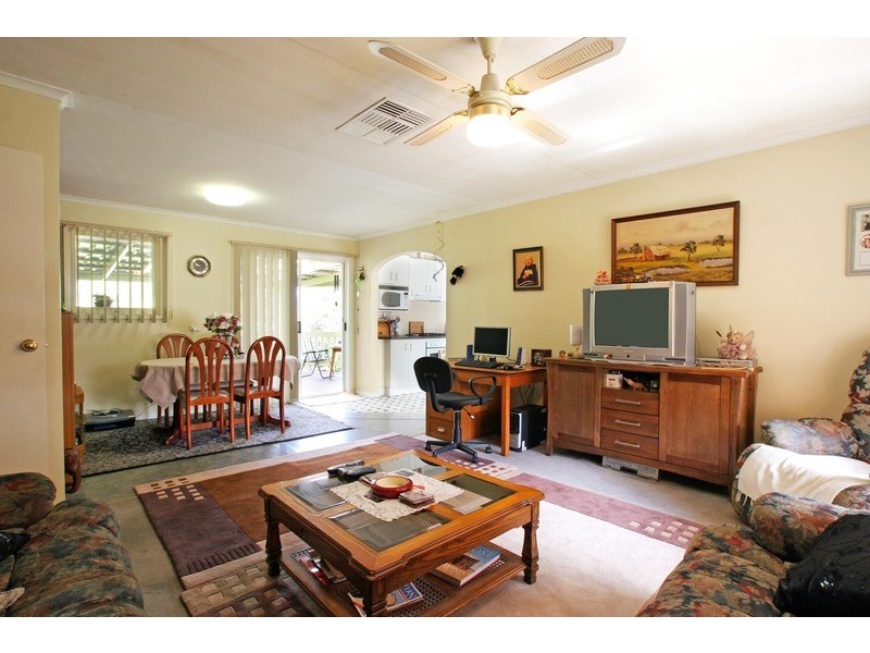 6 Ryland Avenue, Croydon VIC 3136