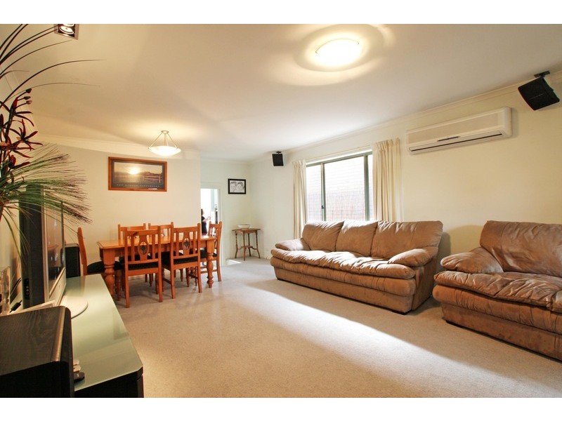 21 Latrobe Court, Croydon Hills VIC 3136