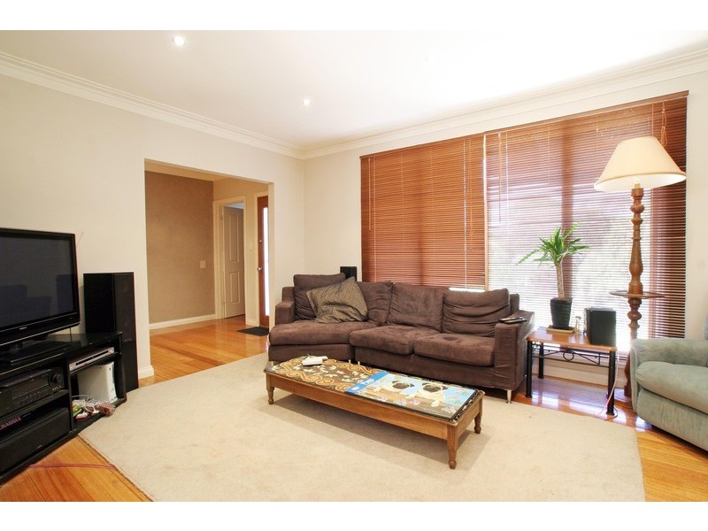 29 Ronald Road, Croydon VIC 3136