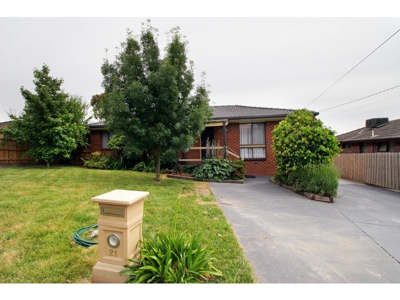 21 Carole Avenue, Chirnside Park VIC 3116