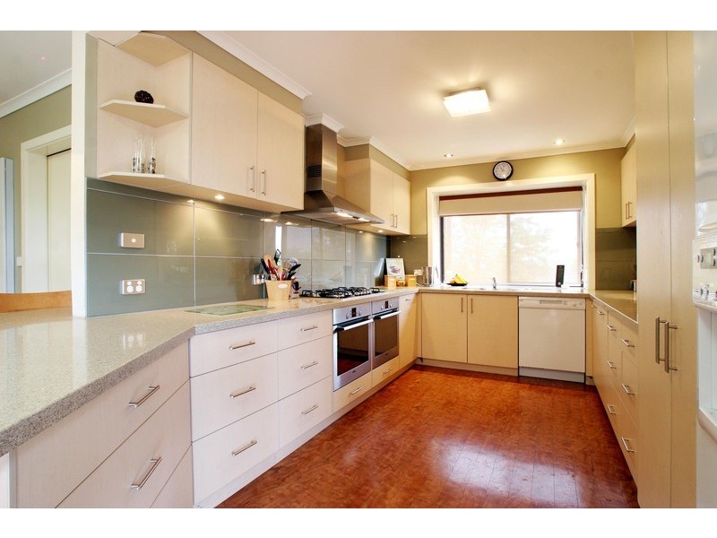 21 Carole Avenue, Chirnside Park VIC 3116