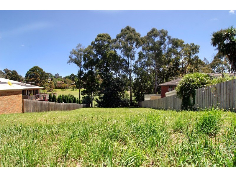 33 Huntingdale Drive, Chirnside Park VIC 3116