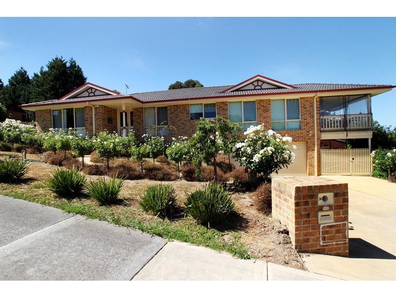 36 Highview Drive, Mooroolbark VIC 3138