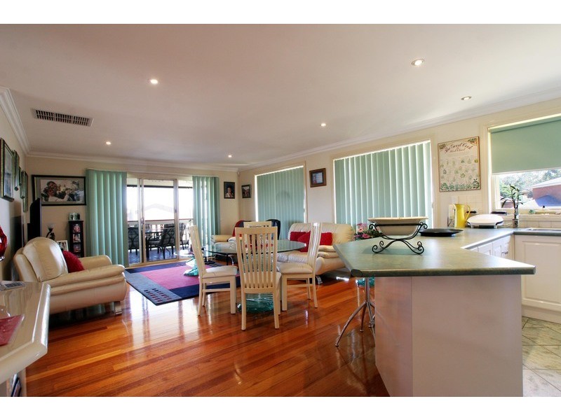 36 Highview Drive, Mooroolbark VIC 3138