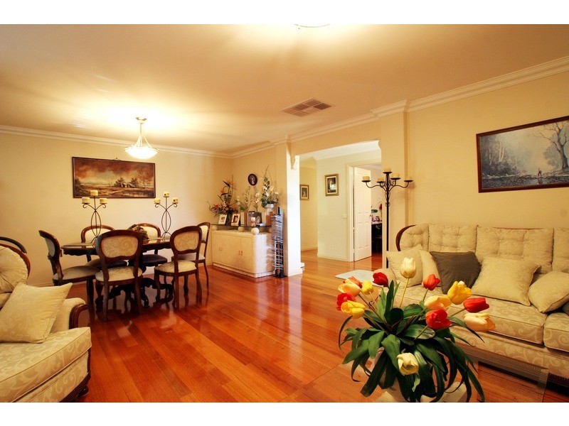 36 Highview Drive, Mooroolbark VIC 3138