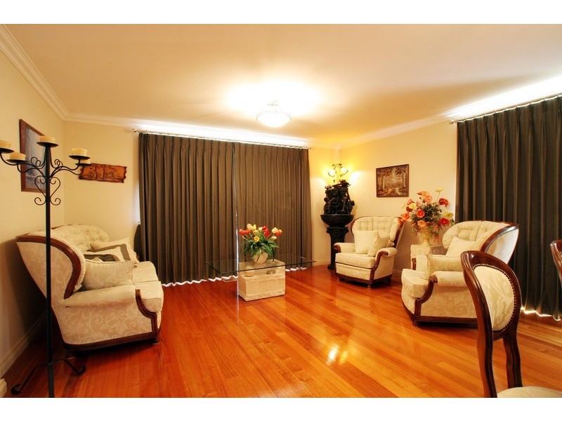 36 Highview Drive, Mooroolbark VIC 3138