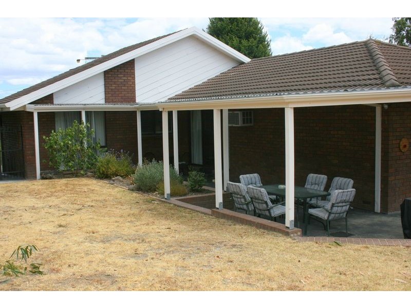 10 Greengable Court, Croydon Hills VIC 3136