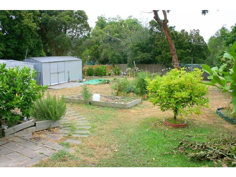55 Faraday Road, Croydon South VIC 3136