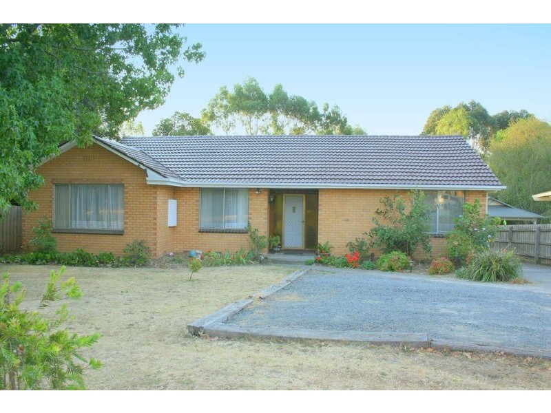 9 Marcus Road, Croydon VIC 3136