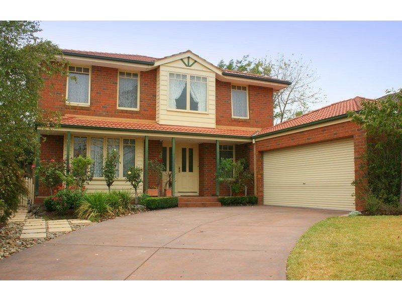 82 Campaspe Drive, Croydon Hills VIC 3136