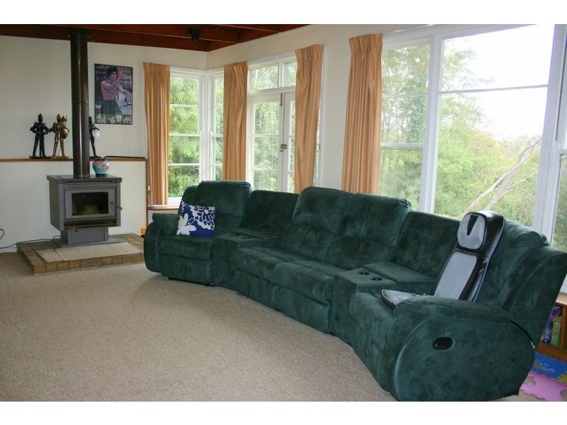 21 Stirling Road, Croydon VIC 3136