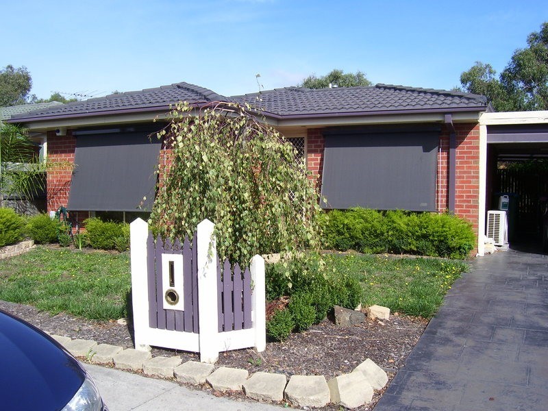 23 Snowgum Drive, Kilsyth South VIC 3137