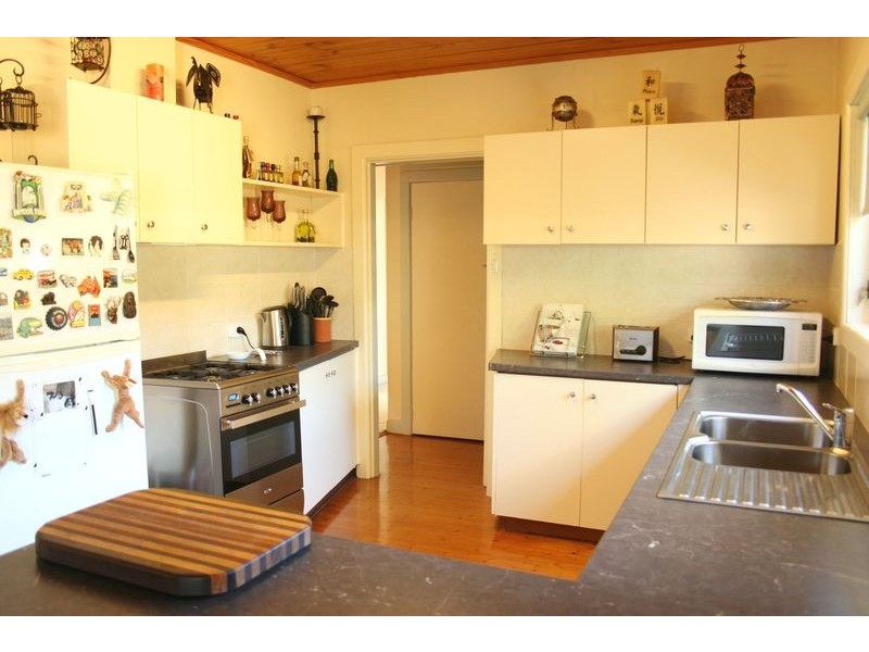 12/12 Karingal Street, Croydon North VIC 3136