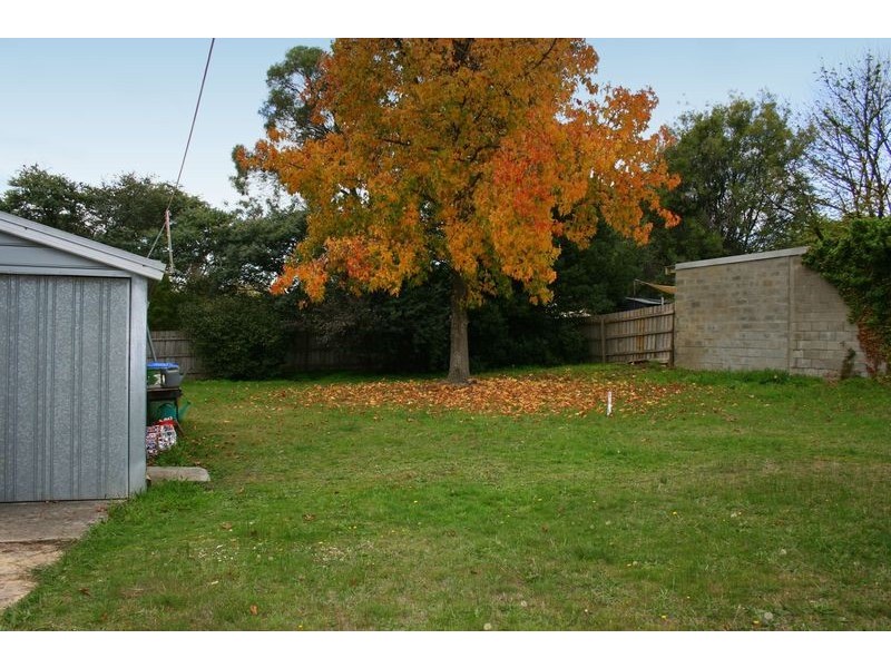 2/40 Thomas Street, Croydon South VIC 3136