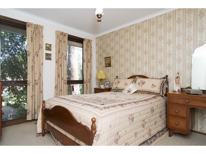 9 Turkeith Crescent, Croydon North VIC 3136