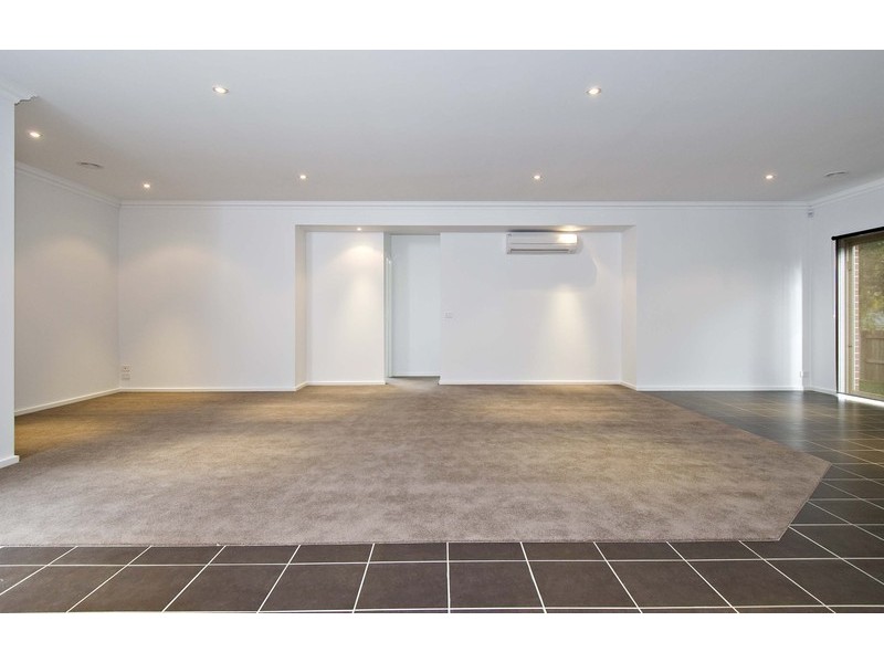 2/47 Carronvale Road, Mooroolbark VIC 3138