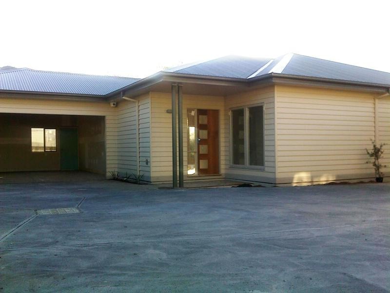 2/27 Tamworth Road, Kilsyth VIC 3137