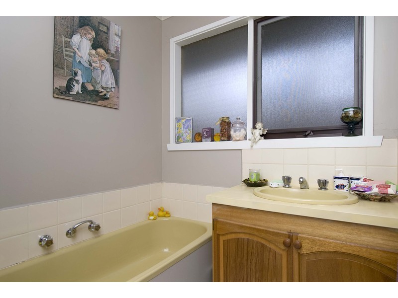 186 Dorset Road, Croydon VIC 3136