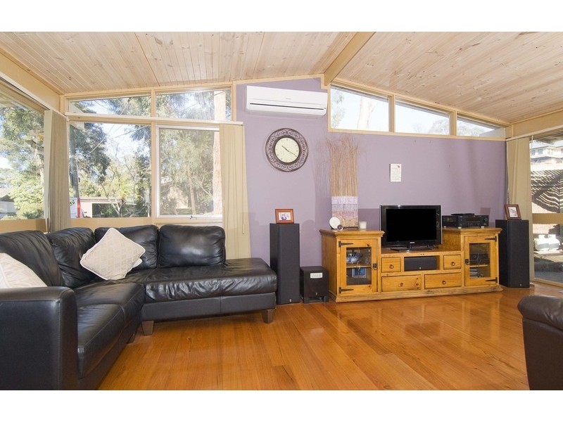 5 Yanina Court, Croydon VIC 3136