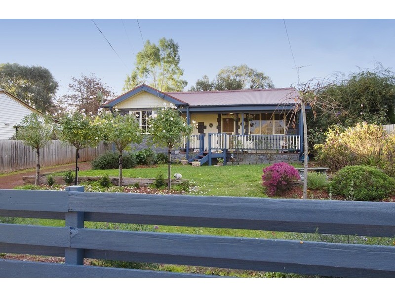 6 Niel Street, Croydon VIC 3136