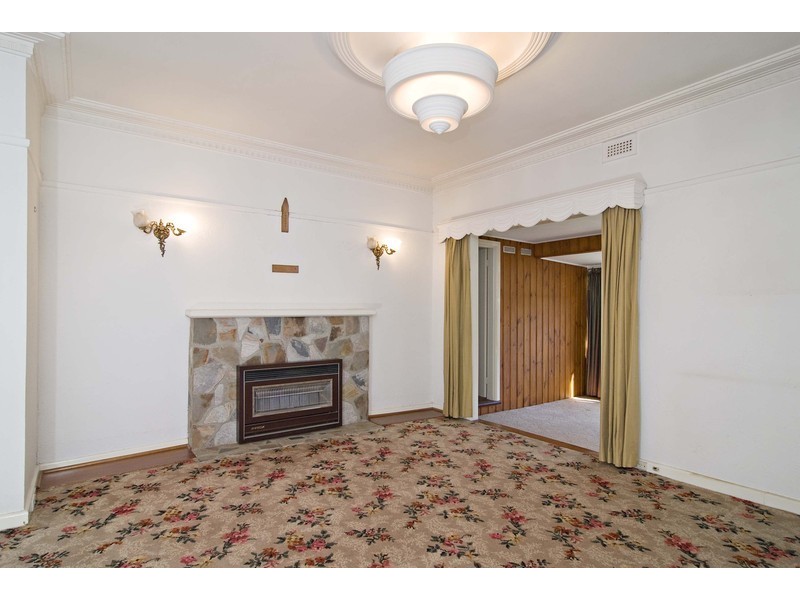 20 Larch Street, Blackburn VIC 3130