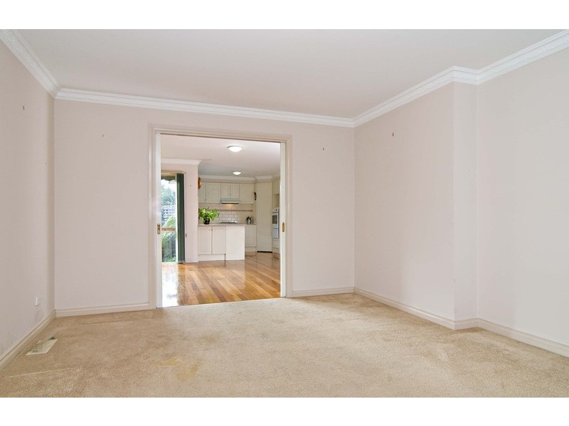 2a Midhurst Road, Croydon VIC 3136