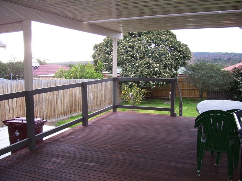 4 Eddington Place, Endeavour Hills VIC 3802