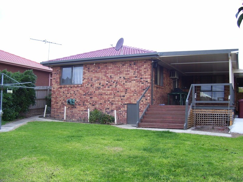 4 Eddington Place, Endeavour Hills VIC 3802